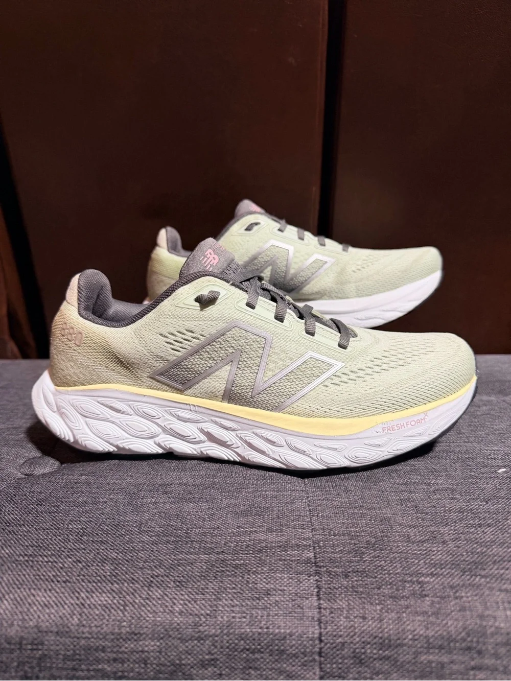 New Balance Fresh Foam X 880v14 Running Shoes Mint Green Gray Women's Size 8.5